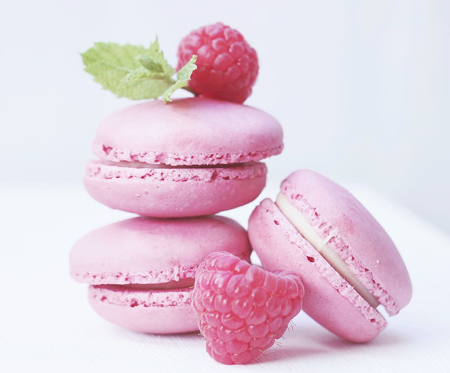 pile, strawberry, macaroons, macarons, raspberries, mint, pastries, french pastries, tender, fruits