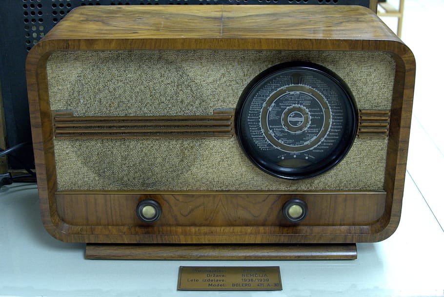 retro, old radio, air broadcast, philips, model bolero, close-up, retro styled, technology, old, antique