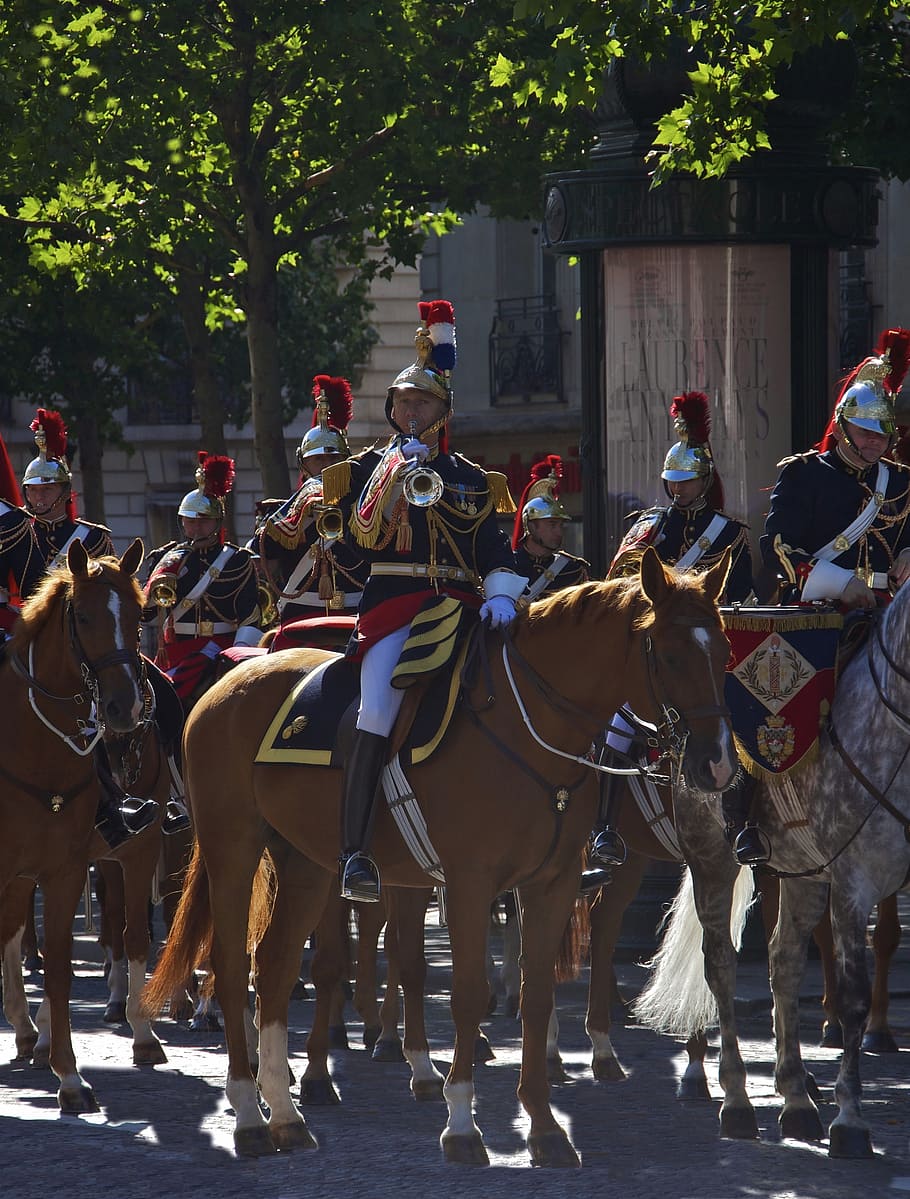 trumpet fanfare, staff captain, cavalry, regiment, republican guard, paris, france, summer, equestrian, patrol