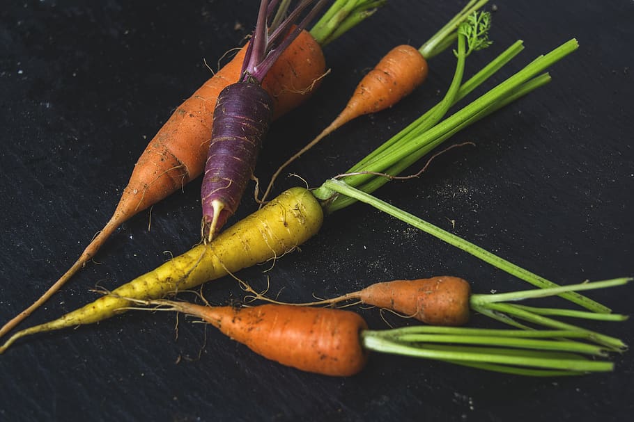 carrot, organic, food, fresh, natural, vegetarian, raw, diet, agriculture, harvest