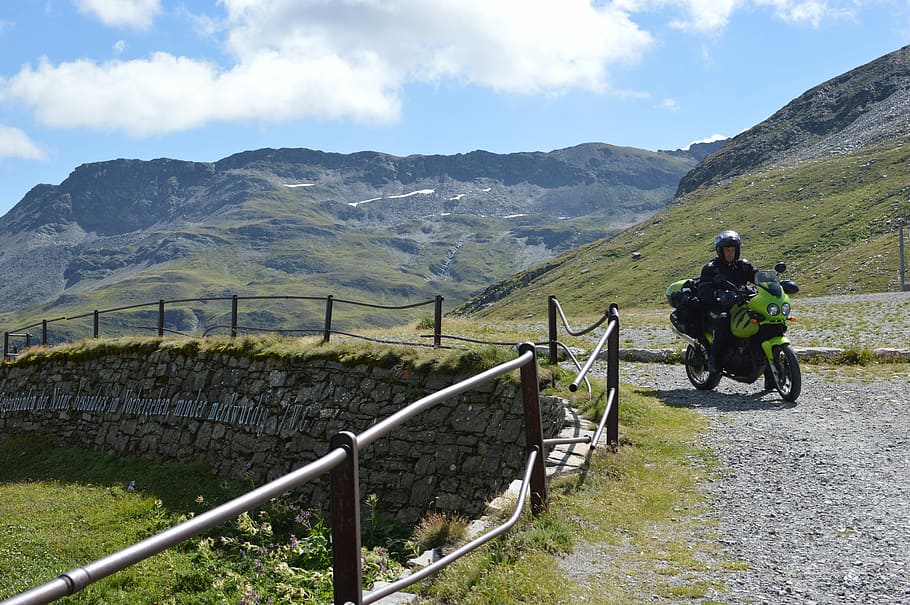 Alps, Biker, Switzerland, Travel, outdoor, adventure bike, motorbike, triumph tiger 955i, 955i, tiger 955