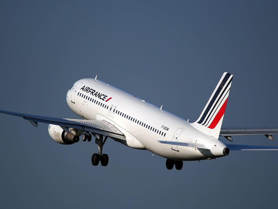 white, airfrance airplane, flying, daytime, airplane, aircraft, commercial, airline, jet, flight