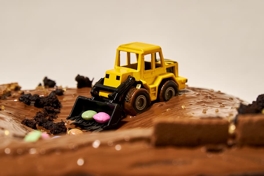 excavators, blade, site, miniature, toys, cake, smarties, chocolate lentils, chocolate, construction machine