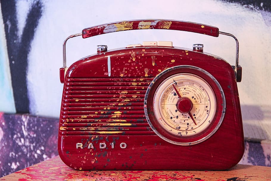 radio, portable radio, transistor radion, old, art, art object, splashes of color, nostalgia, vintage, scala