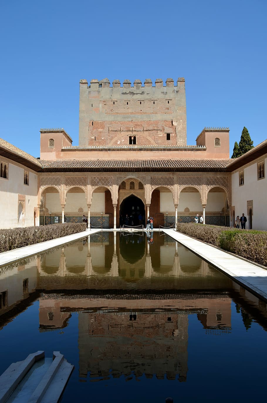 alhambra, mirror, reflexes, fortress, moorish, symmetrical, granada, andalusia, architecture, mirror image