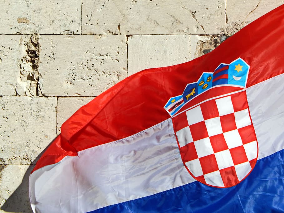 https://p1.pxfuel.com/preview/272/421/308/croatian-flag-flag-hrvatska-zastava-hrvatski-grb-wind-croatia.jpg