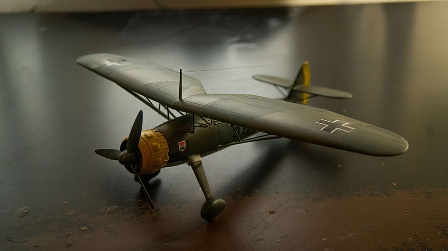 plastic model, airplane, historical, ww2, henschel, 126a, world war, propeller, scale model, modelling