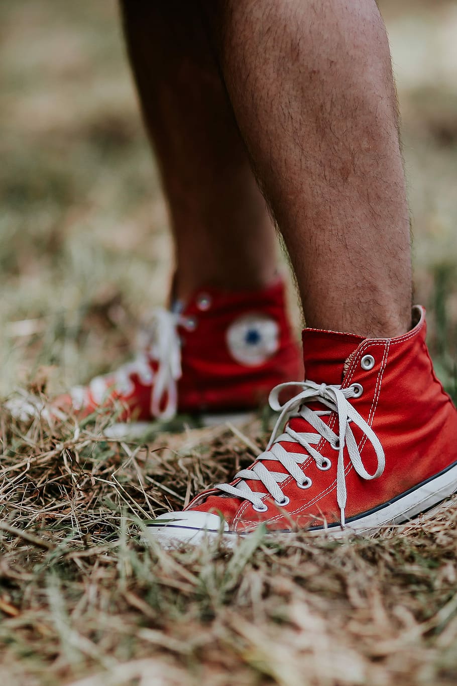 red converse joggers