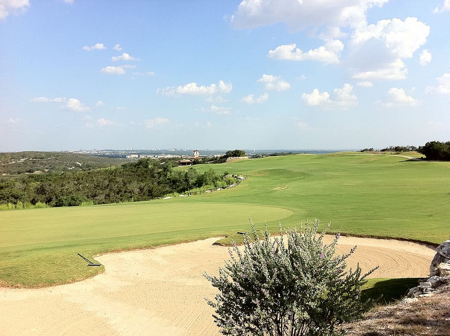 lapangan golf, biru, berawan, langit, golf, hijau, rumput, lanskap, resor, rekreasi