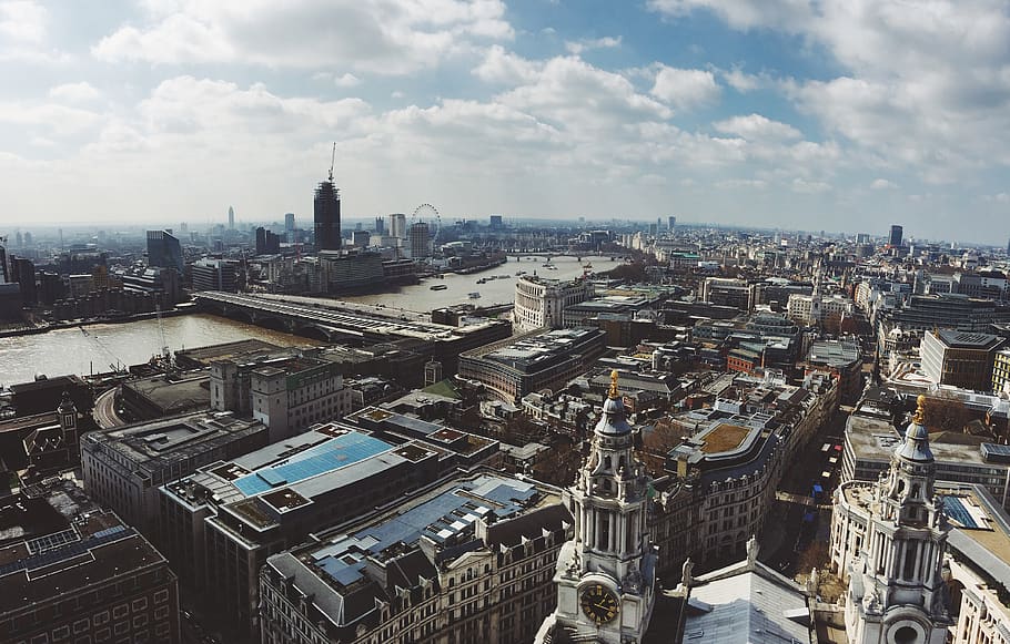 Londres, Inglaterra, cidade, edifícios, telhados, aérea, vista, céu, nuvens, exterior do edifício
