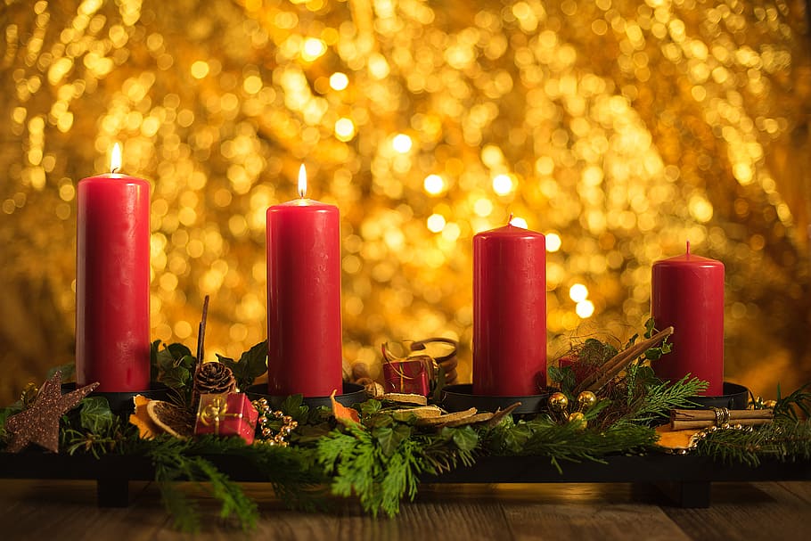 cuatro, rojo, velas de pilar, adviento, primero, navidad, luz de velas, joyas de navidad, corona de adviento, velas
