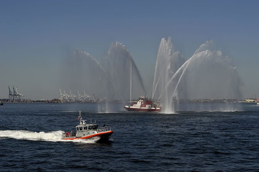 Barco de bomberos, puerto de Nueva York, Fdny, agua, paisaje urbano, rociar, al aire libre, barco, mojado, bote de bomberos