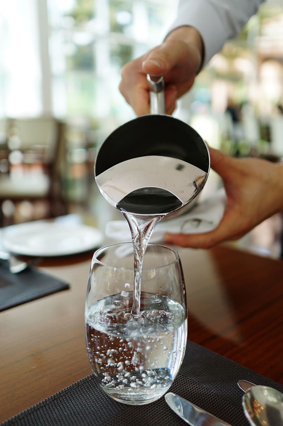 person, pouring, water, pitcher, cool water, cool, thirst, service, tapi rouge, cafe