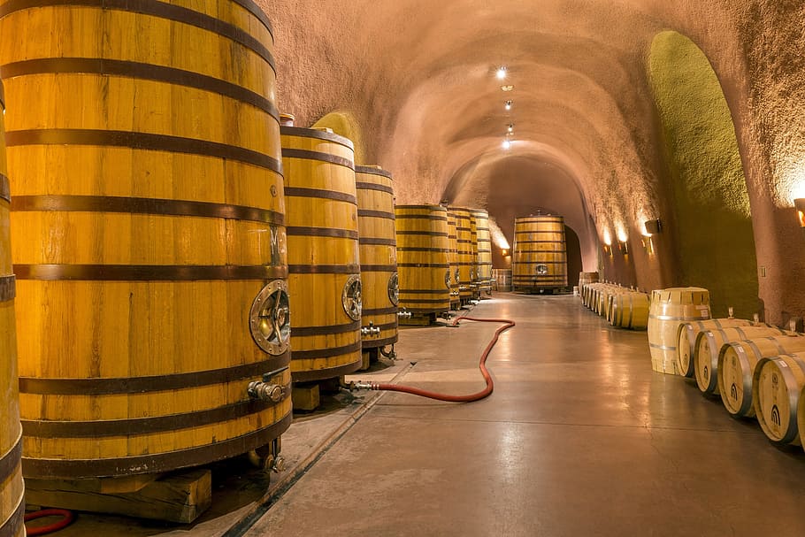 wooden barrels indoor, Wine Cellar, Caves, Tunnel, Barrels, casks, arched alcoves, architecture, napa valley, vaca mountains