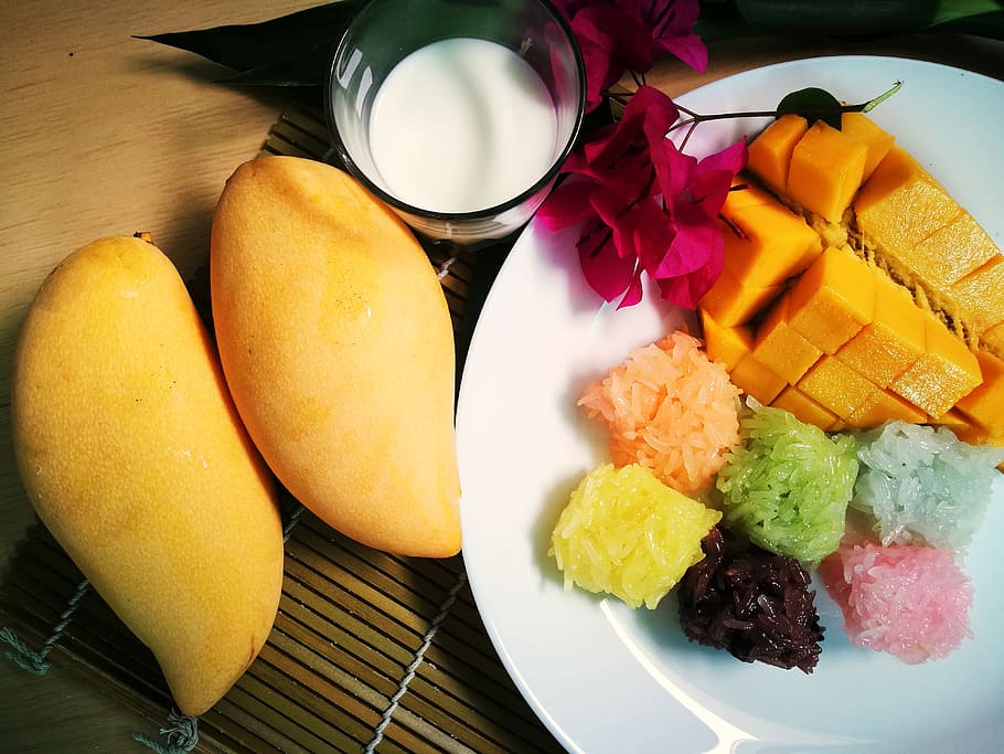 slices, mango, plate, fruit, sticky rice, coconut milk, sweet, eat, deliciois, season