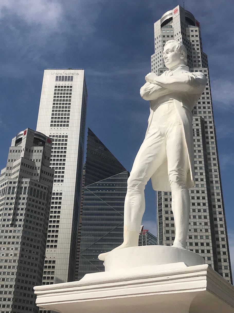 john raffles, singapore, statue, architecture, built structure, building exterior, building, low angle view, sky, sculpture