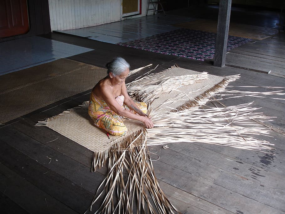 borneo, longhouse, malaysia, tradition, sarawak, native, culture, weaving, one person, indoors