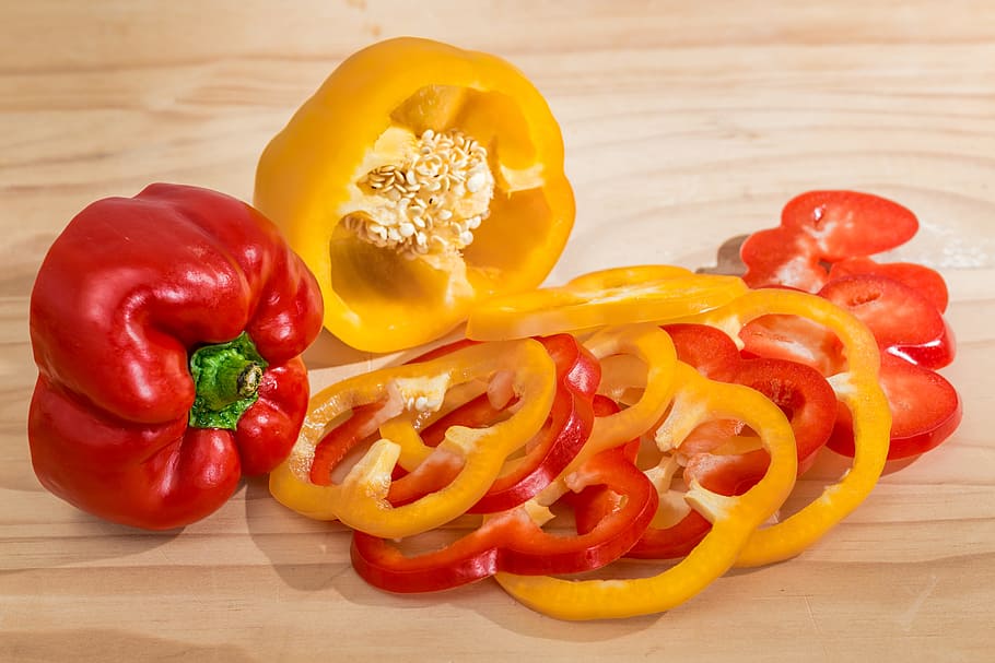 bell pepper slices, whole, red, bell pepper, sweet pepper, capsicum, vegetable, vegetarian, nutritious, agriculture