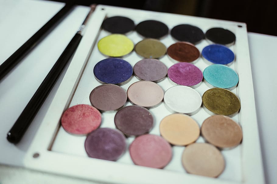 berbagai macam palet makeup, kuas, make, beauty, powder, colours, make up, brush, multi colour, variasi