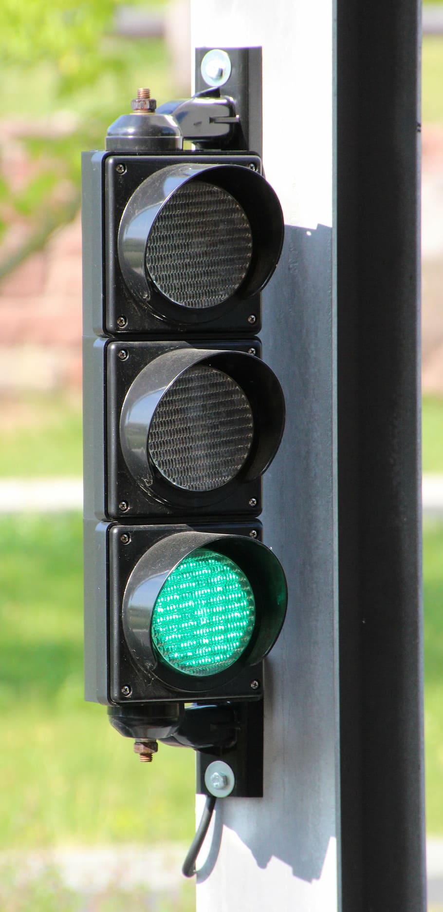 semáforos, verde, señal luminosa, señal de tráfico, luz verde, luz de freno, luz, foco en primer plano, color verde, día
