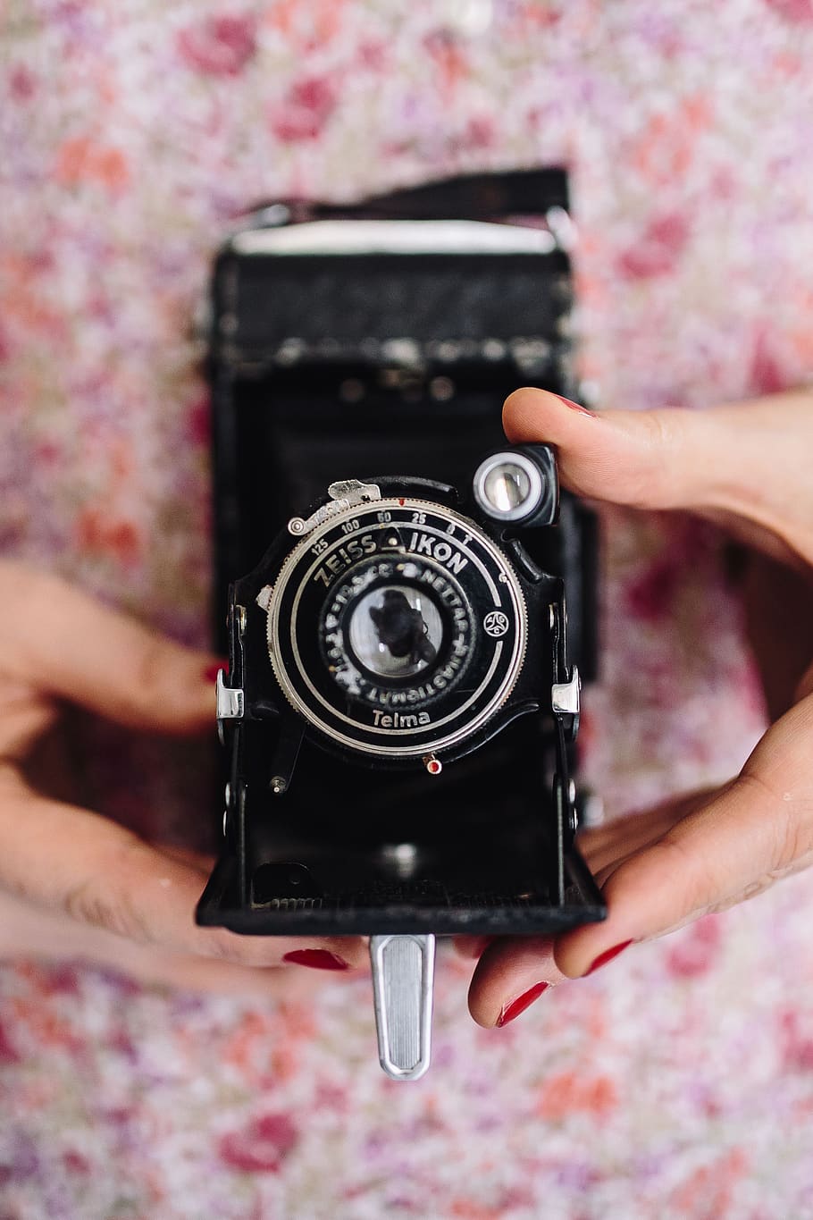 vintage, camera, pink, photography, photographer, hobby, holding, Woman, miscellaneous, items