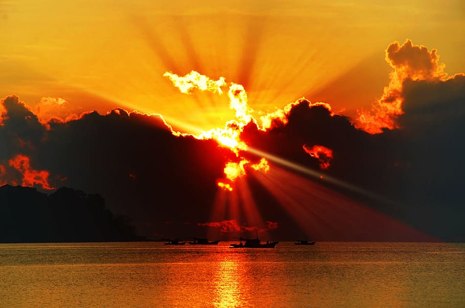 silhouette photography, calm, water, crepuscular ray, sunset, beach, sea, beach sunset, ocean, sky