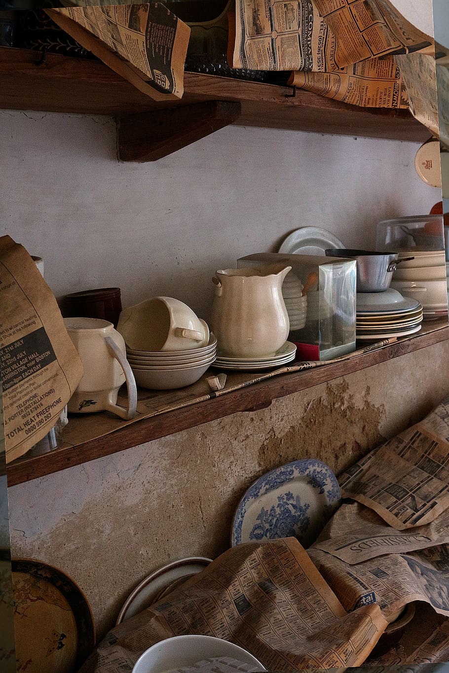 shelf, old pots, vintage, pot, old, retro, rustic, interior, rough, kitchen