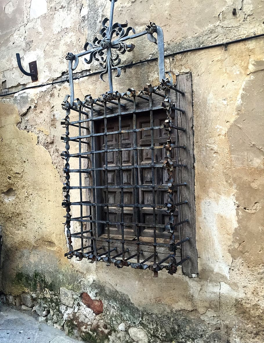 window, old facade, grate old, forging, architecture, built structure, building exterior, wall - building feature, wall, day