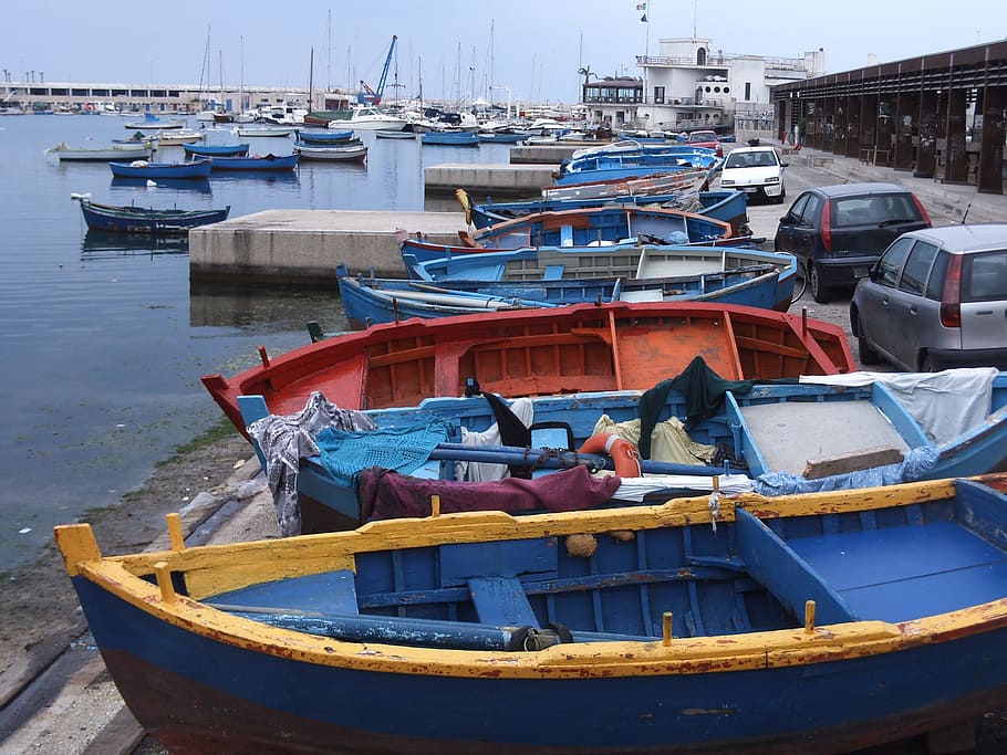 Italia, Bari, puerto, barco de pesca, barcos, colorido, barco náutico, amarrado, transporte, industria pesquera
