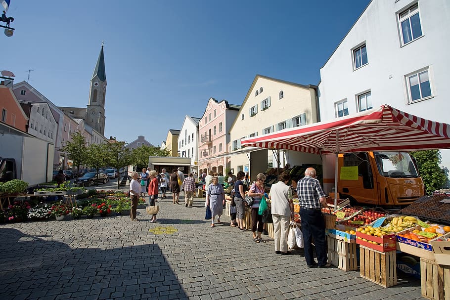 marketplace, waldkirchen, farmers local market, architecture, building exterior, built structure, building, city, group of people, market stall