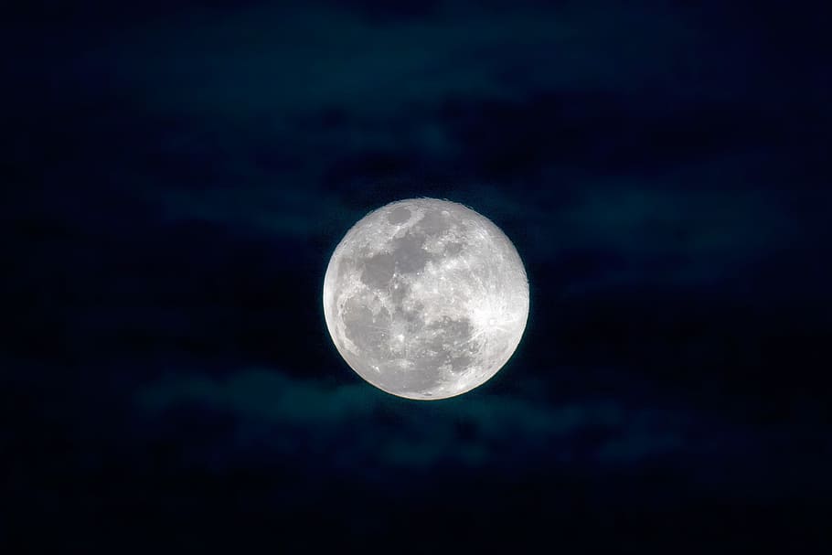 low, angle photography, full, moon, Full Moon, Widi, Islands, Indonesia, 薄雲, widi islands