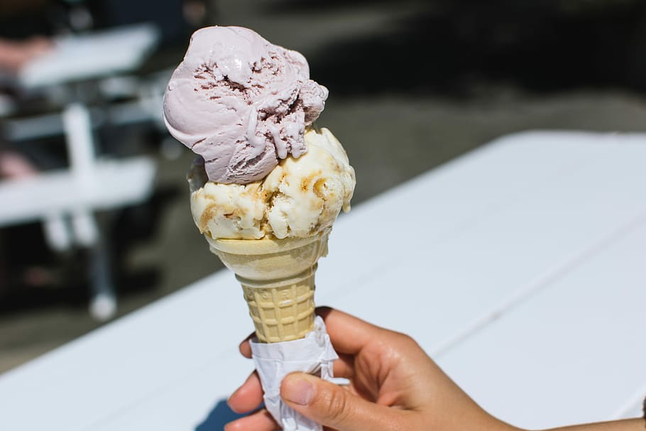 two, scoops, creamy, dessert, hands, outside, white, ice Cream, food, ice Cream Cone