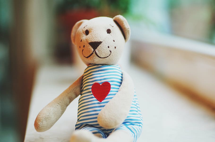 beige, bear, wearing, blue, rompers, plush, toy close-up photography, teddy, toys, hug