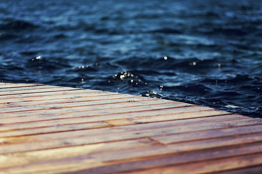 brown, wooden, dock, water, blue, body, wood, waves, ripples, close-up