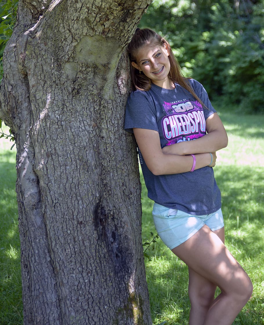 teen, girl, braces, smile, model, trunk, tree trunk, tree, one person, plant