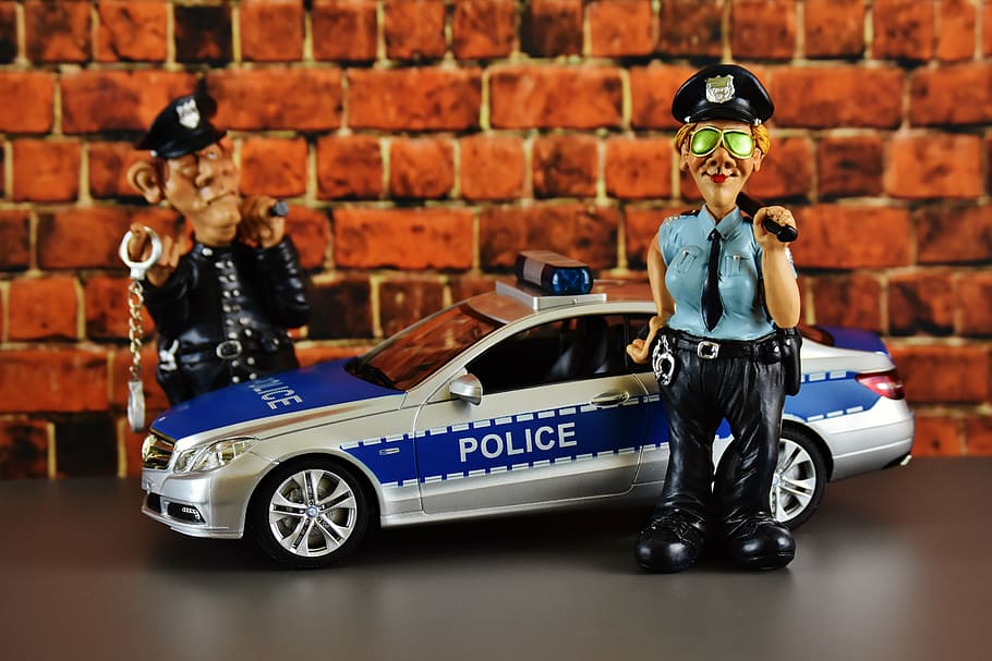 blanco, azul, coche de policía, dos, juguetes de policía, policía, oficiales de policía, cheque policial, mercedes benz, figura