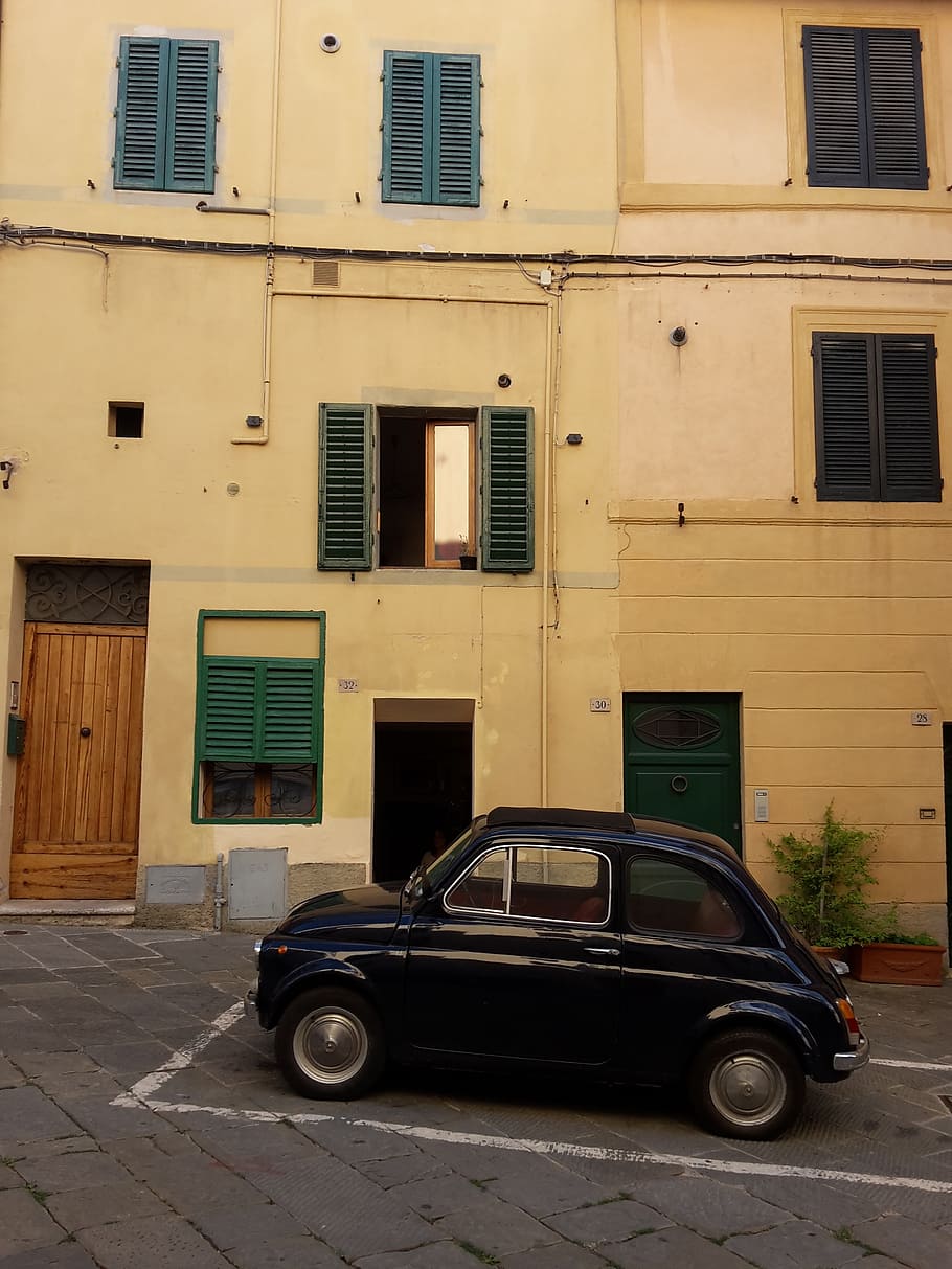 italy, holiday, fiat, 500, old buildings, houses, windows, parking space, black, petit