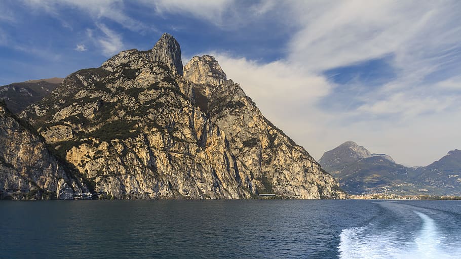 montañas, viaje en barco, garda, italia, mediterráneo, panorama, paisaje, limone-sul-garda, envío, cielo