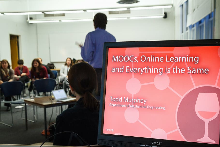 turned-on acer, monitor, displaying, moocs, online, learning, everything, todd murphey text, education, presentation