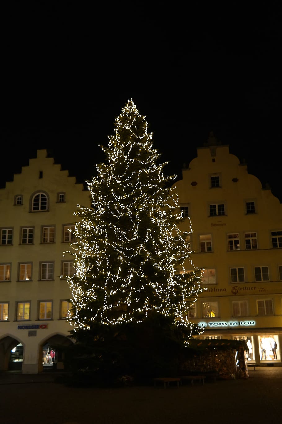 Navidad, árbol, lichterkette, iluminación, lindau, plaza del ayuntamiento, centro, árbol de navidad, abeto, noche