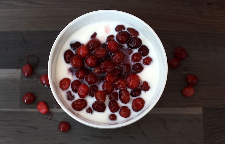 cranberry, cranberries, yogurt, eat, breakfast, fruit, dessert, benefit from, delicious, cream