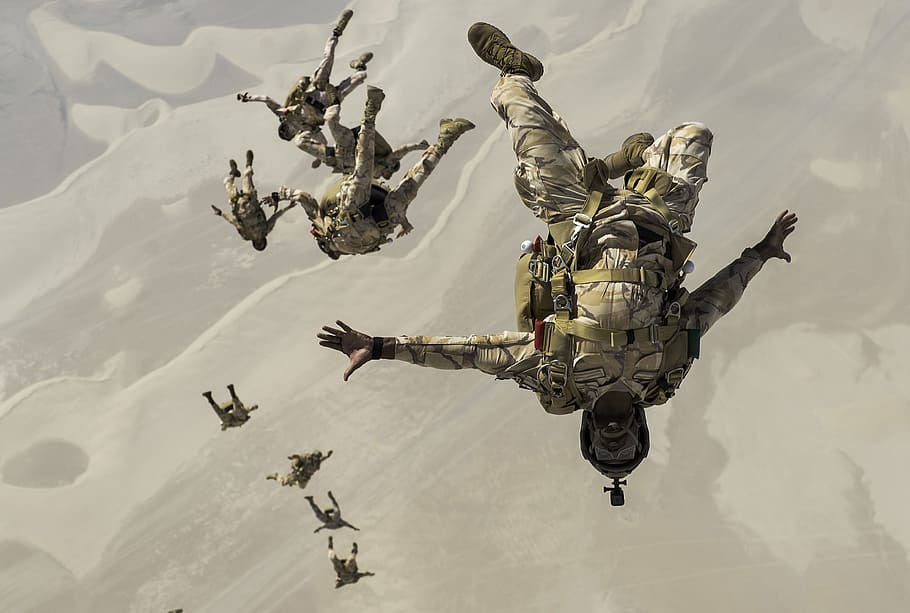 people, wearing, green, suit, sky, diving, special forces, air force, airmen, spec ops