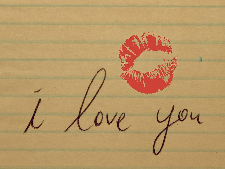 Me encanta, superposición de texto, amor, declaración de amor, beso, lápiz labial, palabras, fuente, escrito, te amo