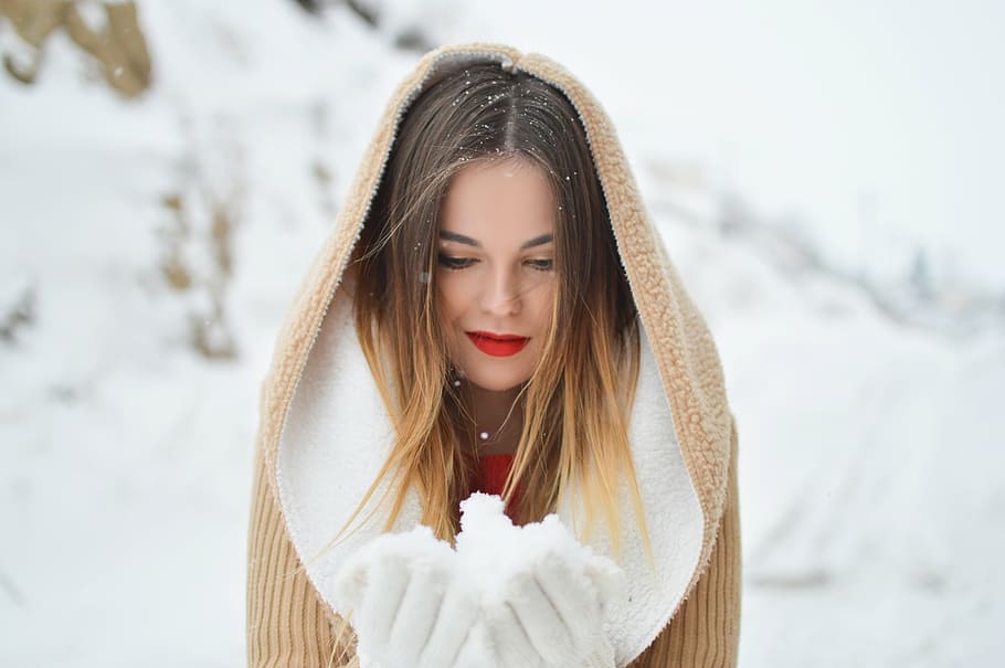 woman, holding, snow, daytime, people, portrait, beauty, fashion, winter, cold