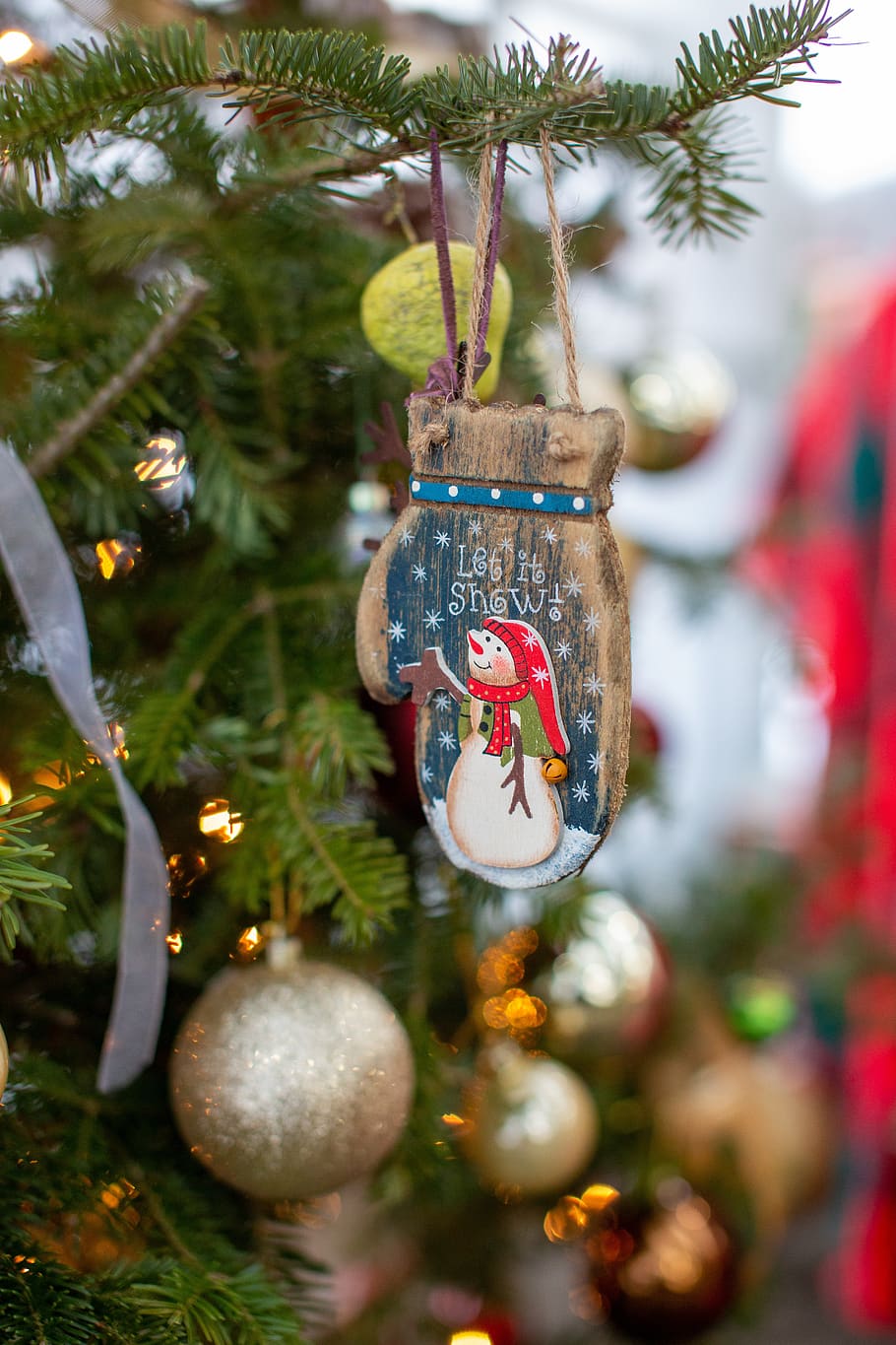 ornament, tree, christmas, snow man, branch, decoration, green, sled, decorative, holiday