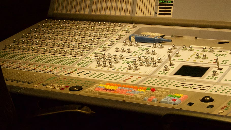 sound, edit, music, mixer, technology, audio, equalizer, equipment, indoors, complexity