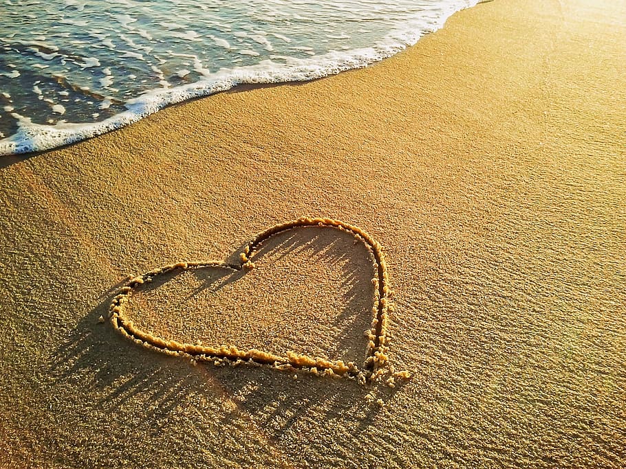 areia em forma de coração, desenho, mar, em forma de coração, desenho de areia, coração, amor, praia, areia, onda
