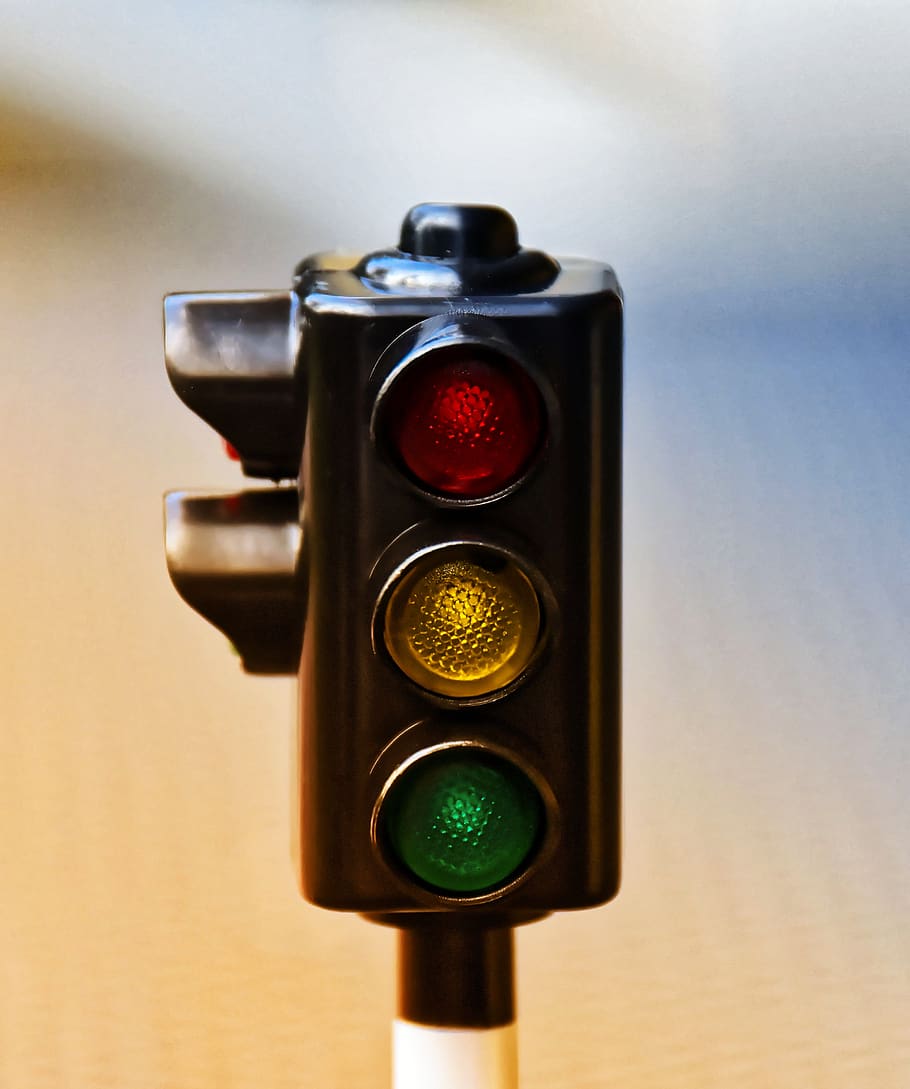 traffic lights, traffic signal, road, traffic, road sign, red, green, yellow, close-up, indoors