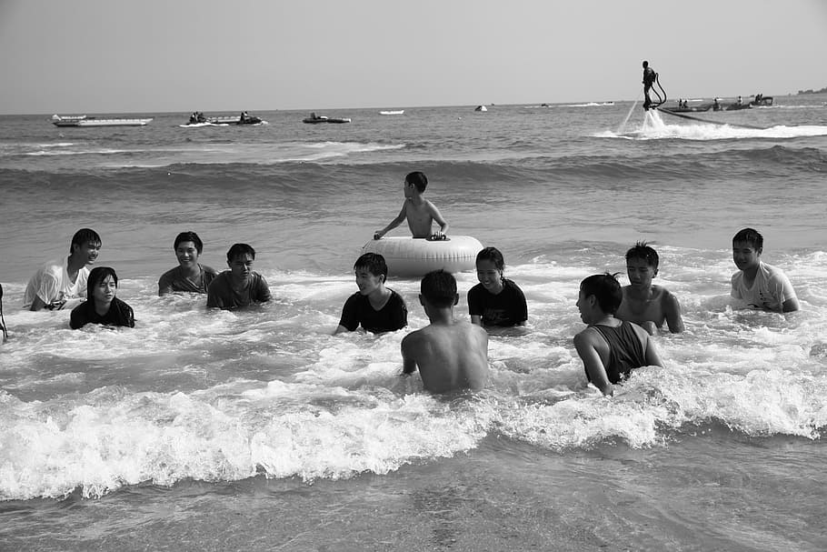 taiwan, kenting, beach, portrait, black and white, sea, water, group of people, wave, sport