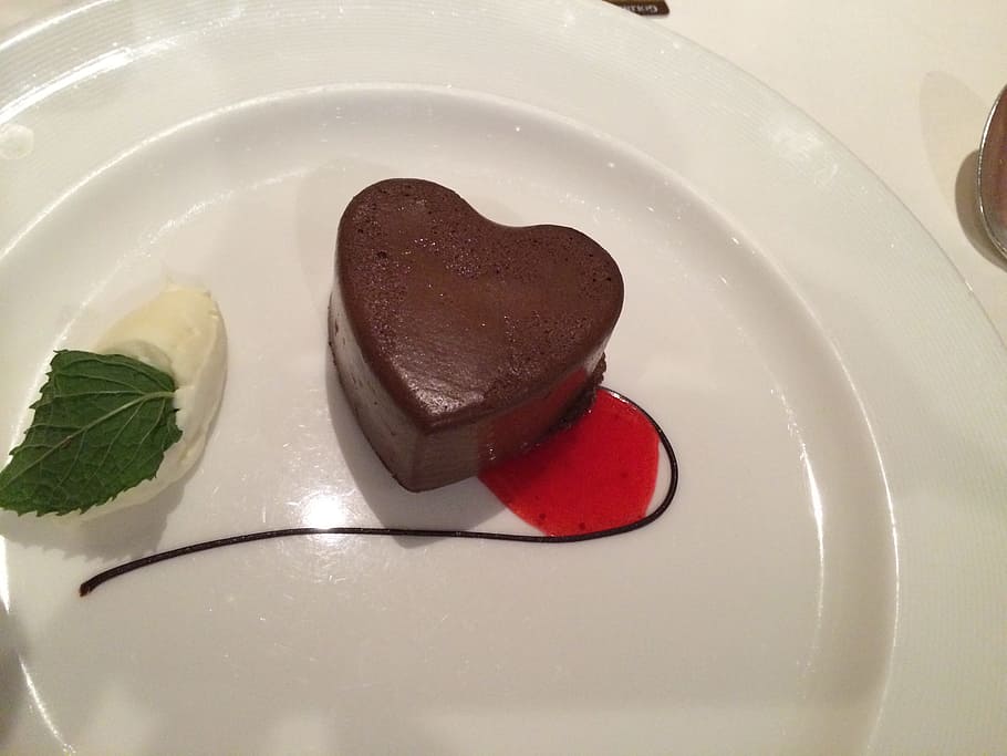 chocolate cake, heart, dessert, cake, mousse, love, food, sweet, heart shape, shape